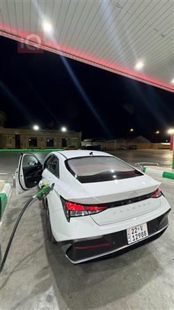 هیوندای ئەلەنترا